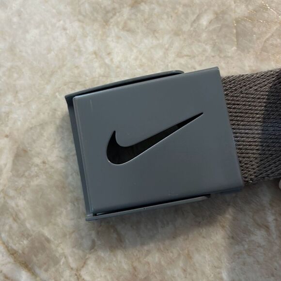 NIKE Gray Web Adjustable Belt - Picture 4 of 6